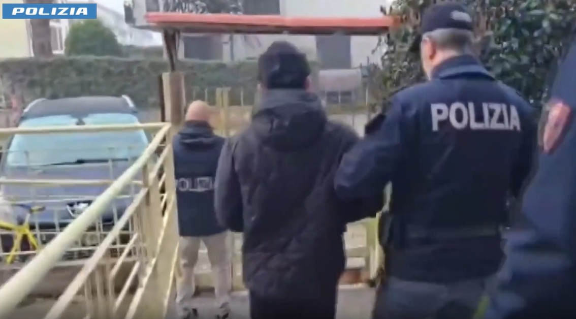 Due giovani arrestati per rapina, aggressione e violenza sessuale a Gallarate