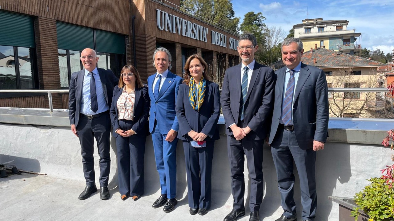 Firmato l’accordo tra Università e Camera di Commercio