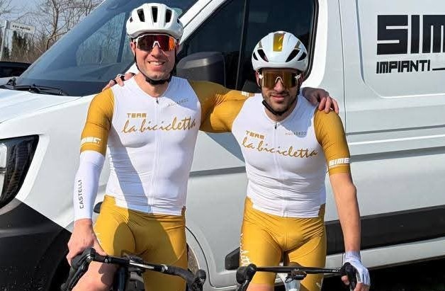 Il Team La Bicicletta debutta ufficialmente