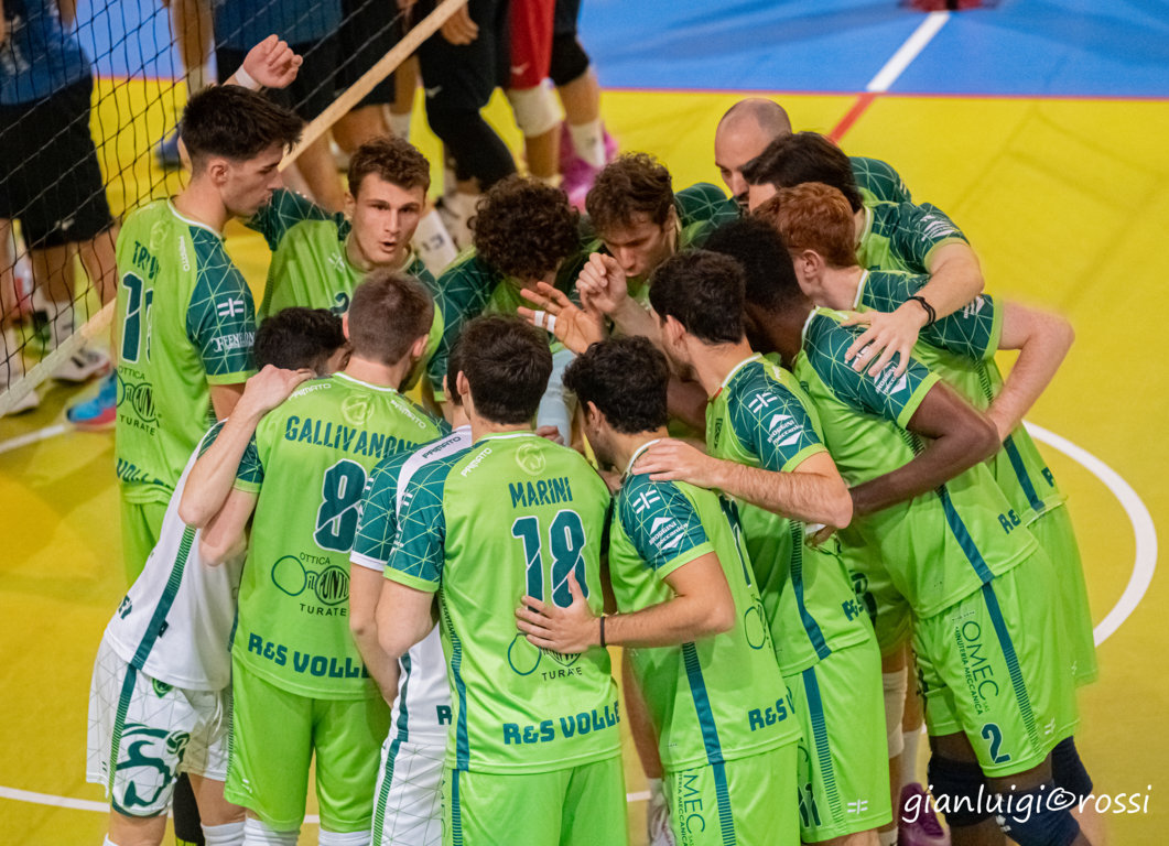 Res Mozzate cede a Caronno: troppi errori nel match