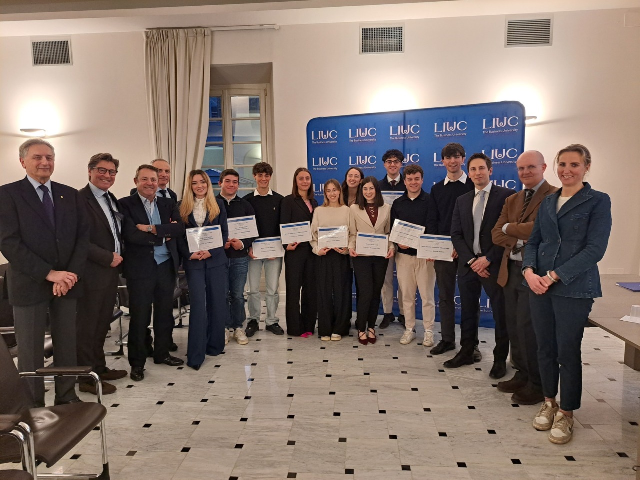 Università Liuc: assegnate dieci borse di studio a studenti meritevoli