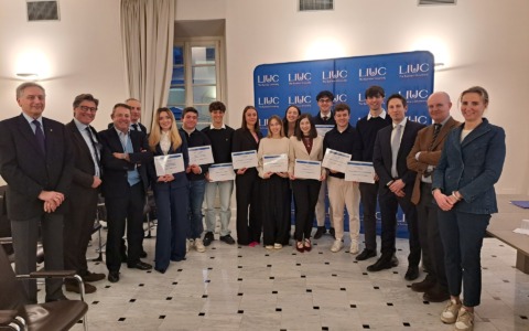 Università Liuc: assegnate dieci borse di studio a studenti meritevoli