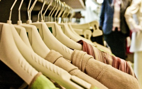 Al via il primo Swap Party a Tradate: “Ciapa un vestii e purta a’ ca’”