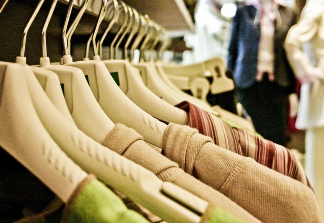 Al via il primo Swap Party a Tradate: “Ciapa un vestii e purta a’ ca’”