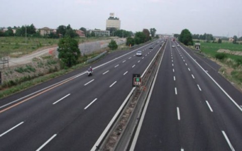 Chiusura notturna dell’autostrada A8 Milano-Varese