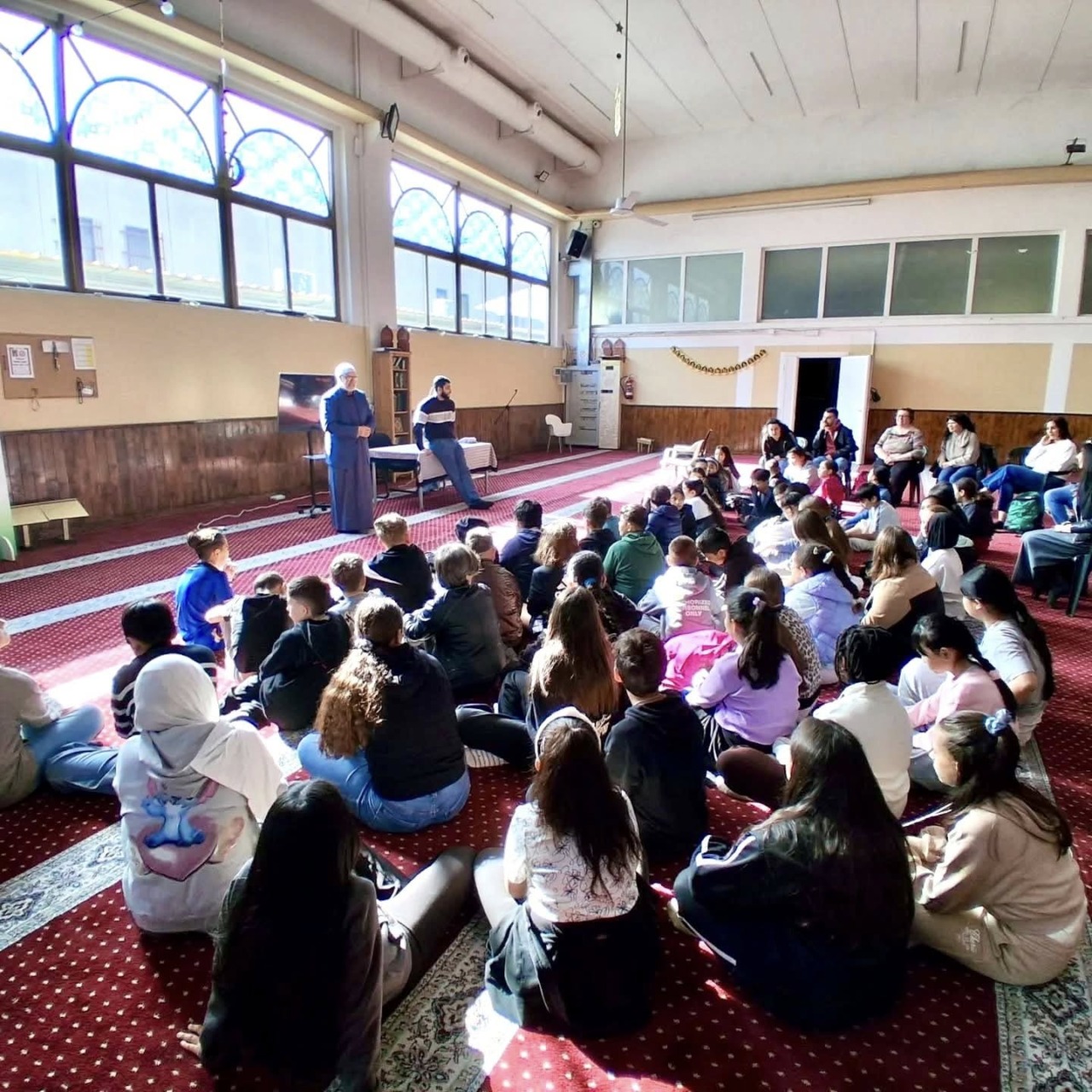Controversia sulla visita degli studenti al Centro Islamico di Saronno
