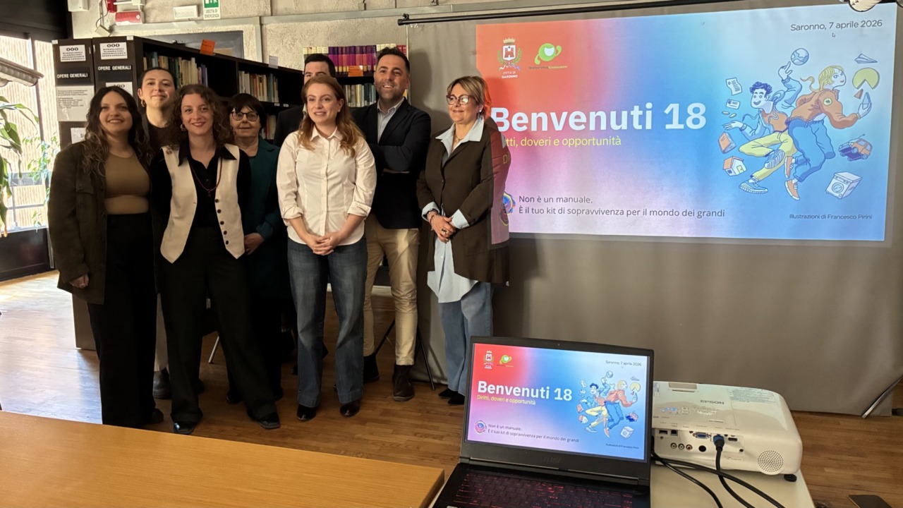 Il Comune di Saronno presenta la Costituzione ai neo diciottenni