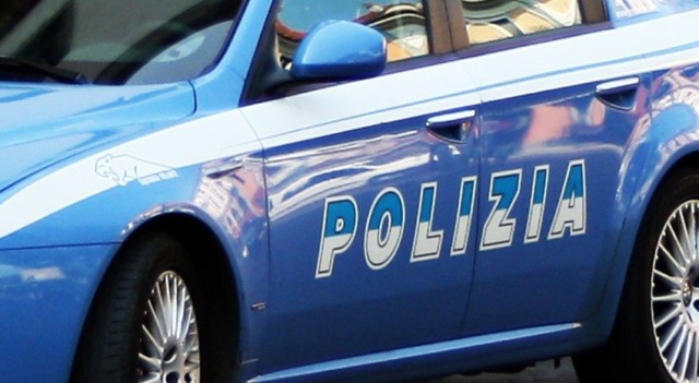Polizia arresta ladro dopo furto al supermercato di Varese