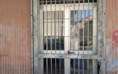 Ritardi nella riapertura dell’ufficio postale di Turate