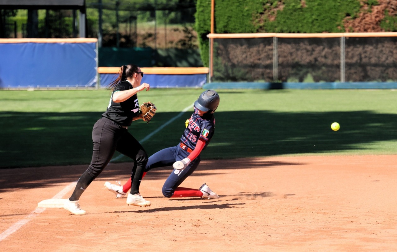Softball A1: Saronno inarrestabile, Caronno lotta ma cede a Bollate
