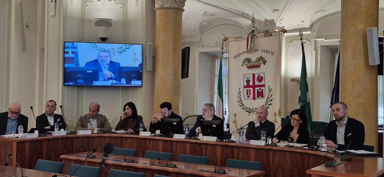 Tre milioni di euro per migliorare le scuole: coinvolti istituti di Saronno