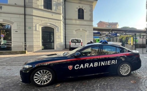 Tre minorenni arrestati per rapine a Rovellasca