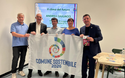 Caronno Pertusella: un bilancio di sostenibilità tra raccolta differenziata e energie rinnovabili