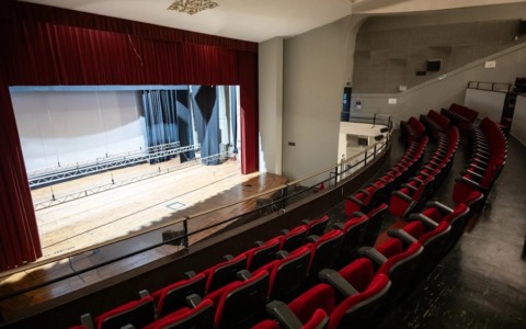 Domani al Manzoni il concerto “CreativArti, L’unione dei colori”