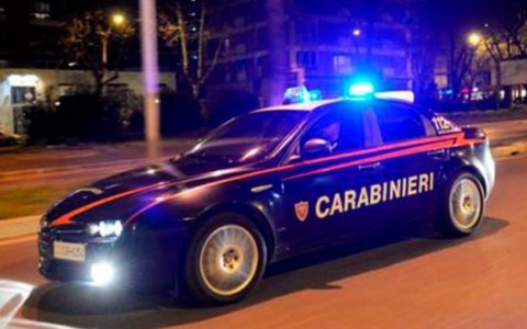 Due episodi di violenza in meno di 24 ore a Saronno: coltelli in azione