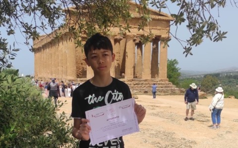 Filippo Wong premiato ad Agrigento per «Disegna la legalità»