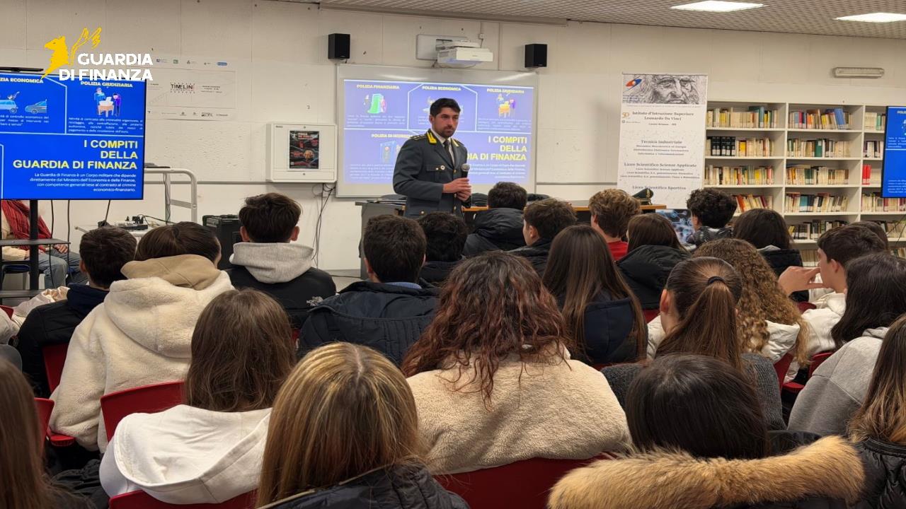 La Guardia di Finanza promuove l’educazione alla legalità economica nelle scuole