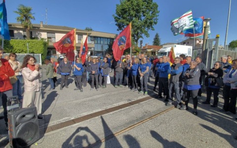 Sciopero dei lavoratori della Electrolux di Solaro