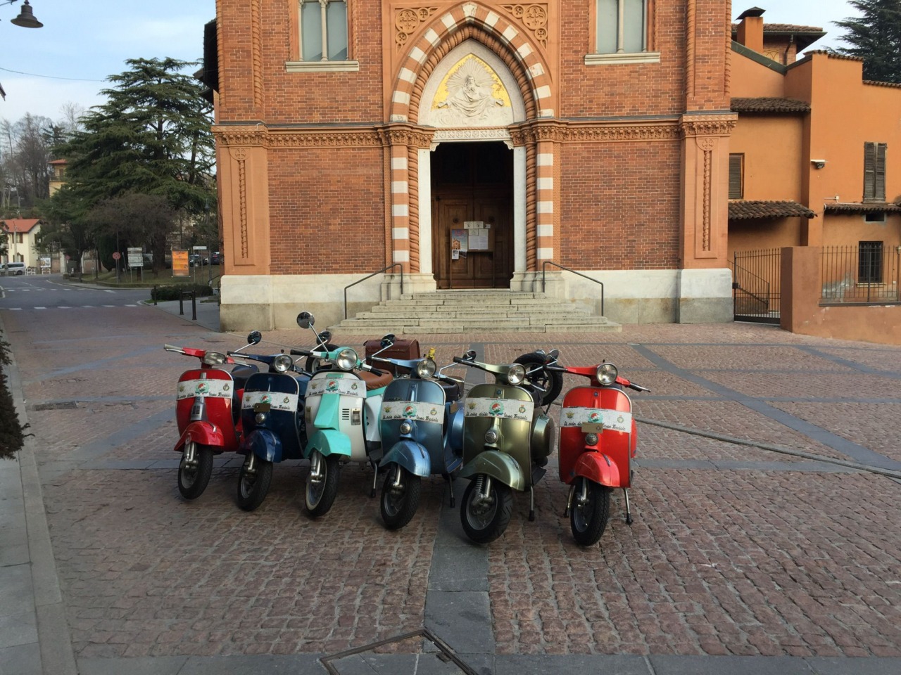 Da Tradate a Roma in Vespa: il Raduno Mondiale