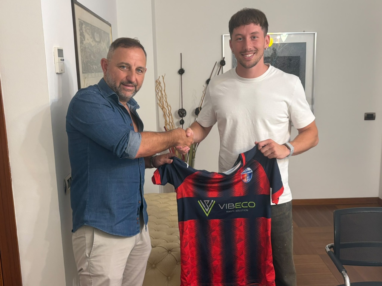 La Caronnese rinforza il centrocampo con Tommaso Fogal