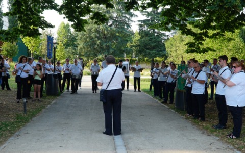 La musica in festa: bande in scena a Saronno