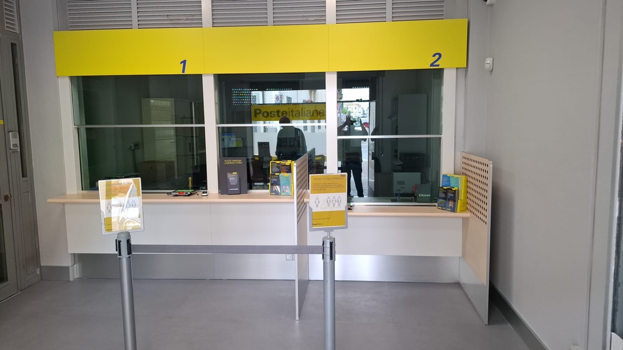Riapre l’ufficio postale di Lonate Ceppino dopo i lavori di ristrutturazione