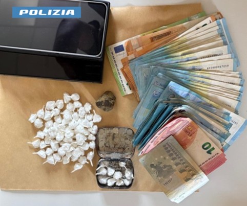 Arresto di un uomo con oltre 80 dosi di cocaina a Castiglione Olona