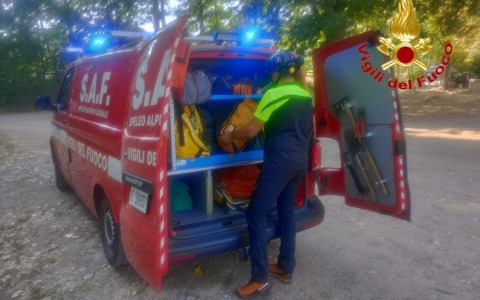 Ciclocross, 17enne cade e viene soccorso