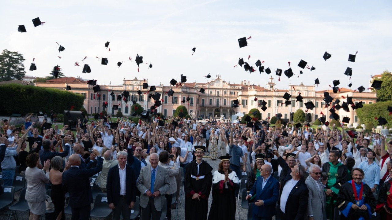 Festa dei laureati all’Insubria: 300 nuovi dottori a Varese