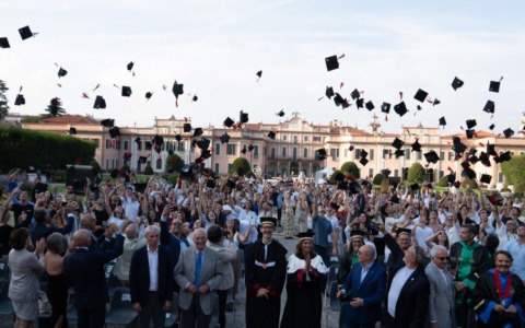 Festa dei laureati all’Insubria: 300 nuovi dottori a Varese