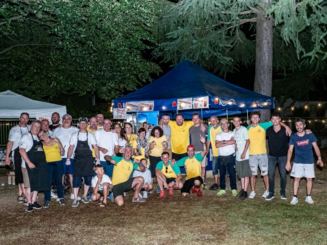 Il rione Solaro celebra con il suo Schiuma Party a Mozzate