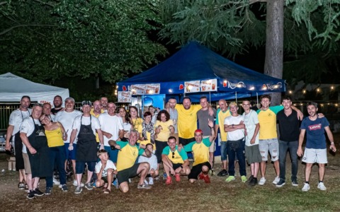 Il rione Solaro celebra con il suo Schiuma Party a Mozzate