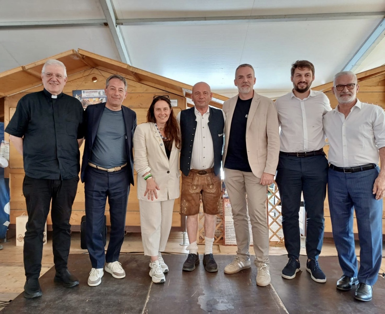 La visita del Ministro Locatelli alla Misinto Bierfest: un momento di solidarietà e inclusione