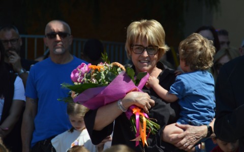 Monica Macchi chiude un capitolo alla scuola materna