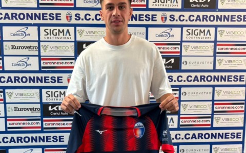 Nico Cocuz si unisce alla Caronnese, nuovo rinforzo a centrocampo