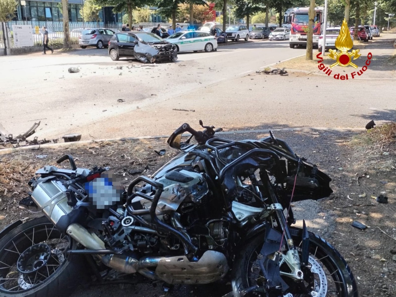 Scontro tra auto e moto a Busto Arsizio, 56enne ricoverato