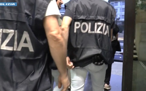 Sequestri di hashish e MDMA: smantellata una rete di spaccio giovanile
