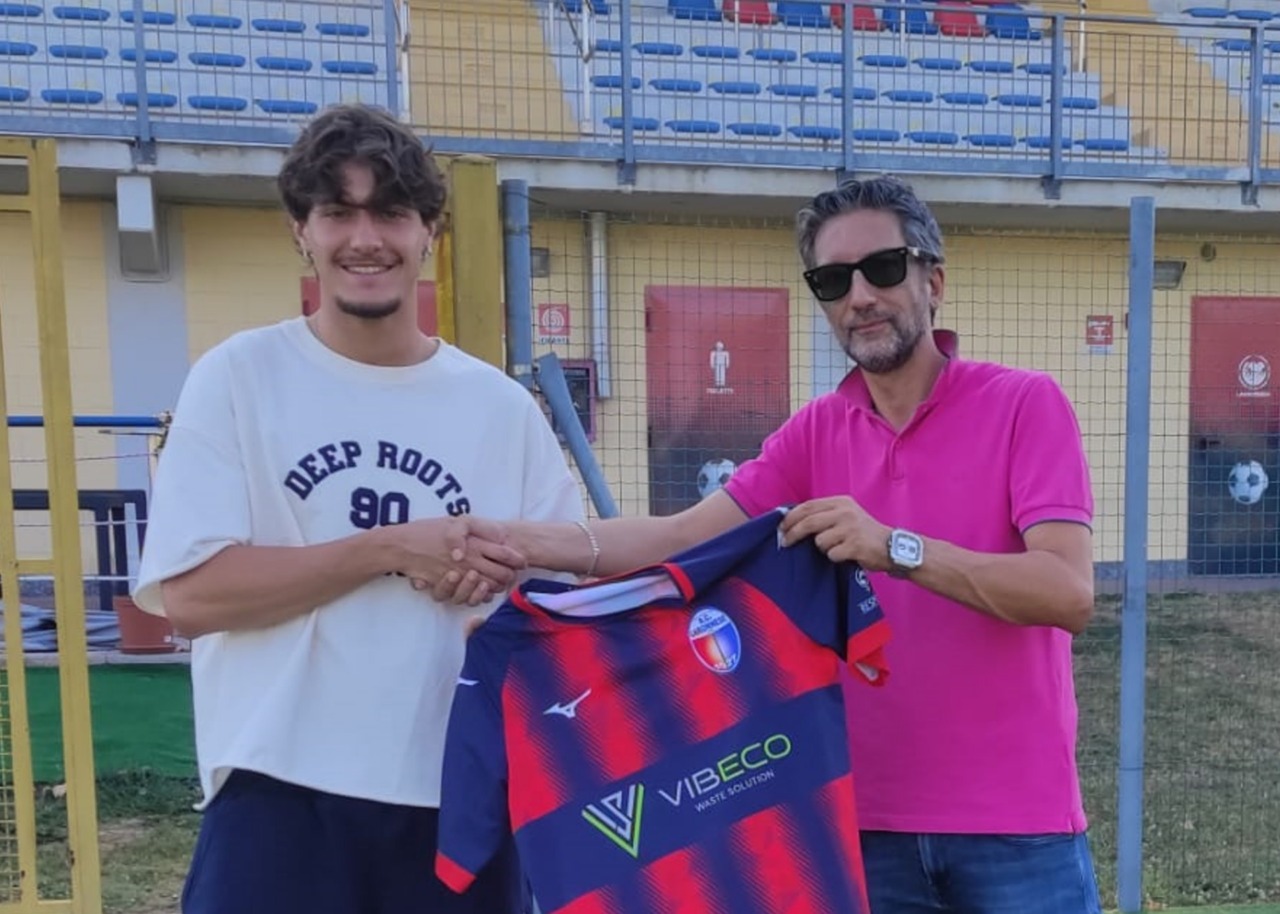 Simone Bobbo si unisce alla Caronnese per la stagione 2026-27