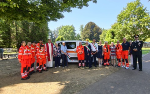 SOS Mozzate aggiunge un Fiat Doblò alla flotta per il trasporto disabili