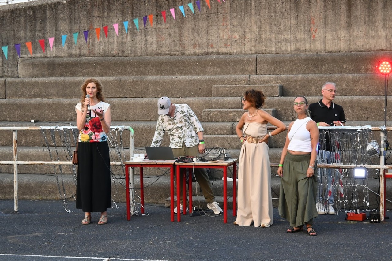 Successo per il primo ballo delle terze medie
