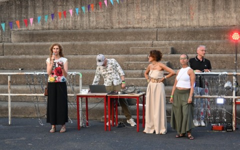Successo per il primo ballo delle terze medie
