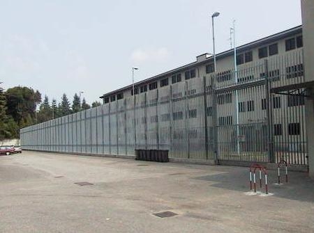 Poliziotto aggredito nel carcere di Busto Arsizio durante un controllo